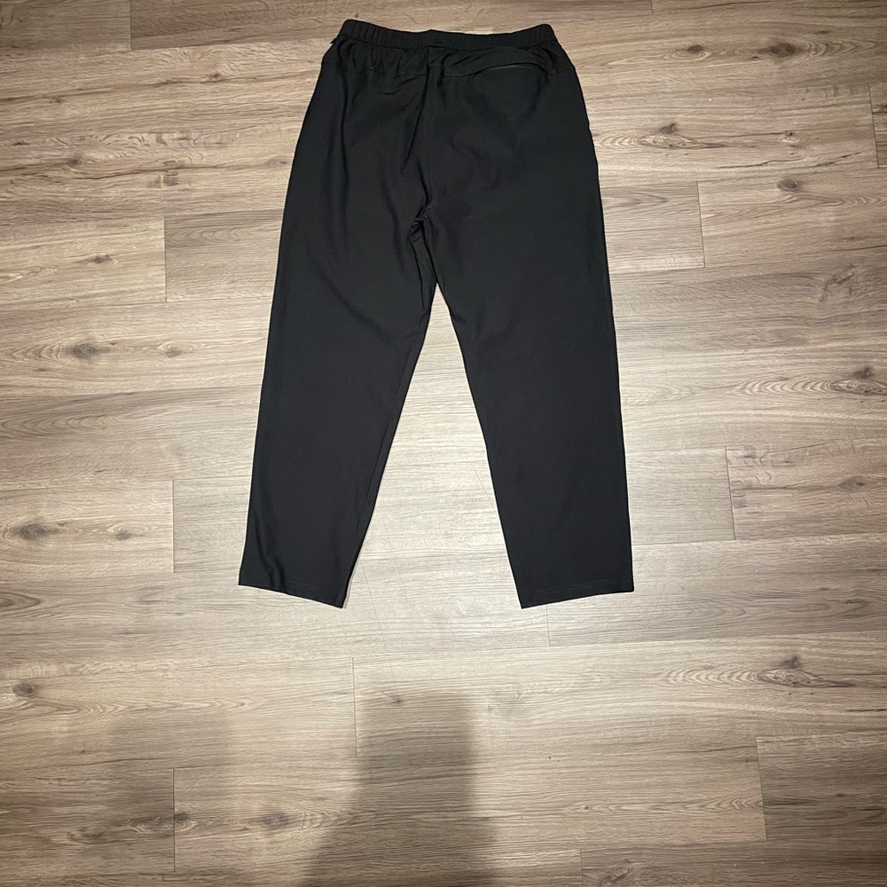 Lululemon ABC WovenAir Pull On Pant - Mens M